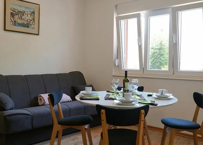 Nora Wine House 스플리트