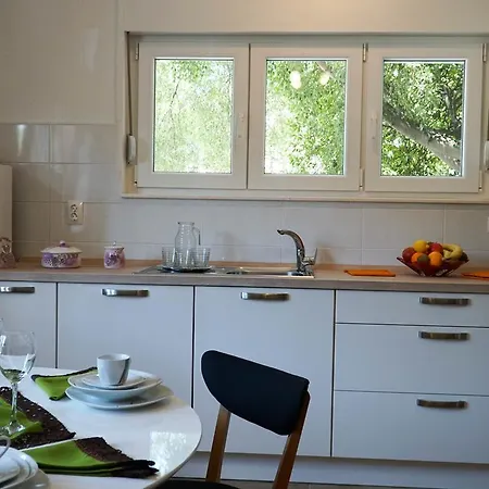 Nora Wine House Apartman Split